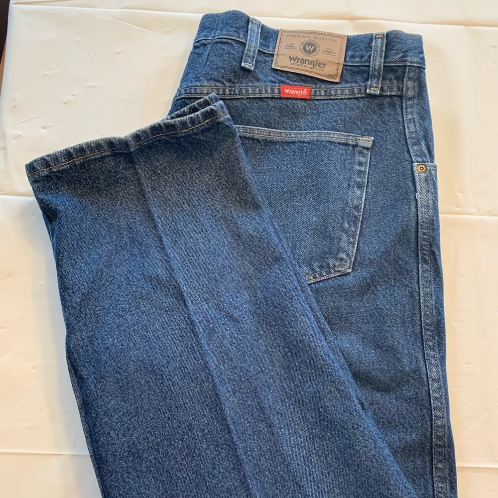 Wrangler Regular Fit Jeans New Without Tags